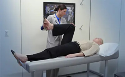 Dr. Flynn Treats athlets