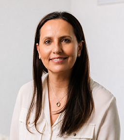 Dr Hilary McVie