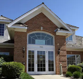 Roger N. Chams M.D., Board Certified Orthopedic Surgeon, Sports Medicine, Shoulder & Knee Specialist