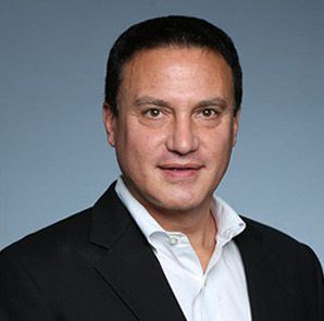 Roger N. Chams M.D., Board Certified Orthopedic Surgeon, Sports Medicine, shoulder & Knee Specialist