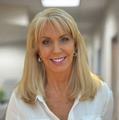 Kim Kujawa, PT, CHT