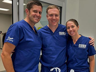 Dr Bailey serving as Co-Chair at this year's AANA/SOMOS Shoulder Course Image2