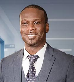 Dr. Tunde Adeyefa