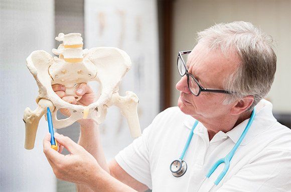 Dr. Scolaro’s interests are focused on biomechanical and clinical outcomes investigations