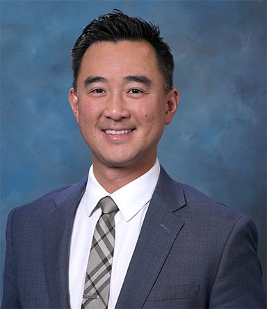 Don Young Park, M.D., Fellowship Trained Spine Surgeon, Orange, Costa Mesa, CA