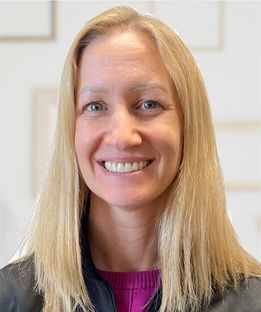Leanne McNabney BKin, MScPT - Physical Therapist