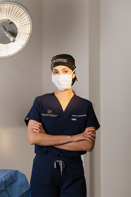 Leela Mundra - Surgical Techniques