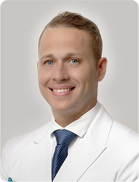 Dustin Luebbers, MD - Profile Picture