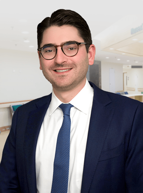 Picture of Bradley Gelfand, M.D. Fellowship-trained Orthopaedic Spine Surgeon