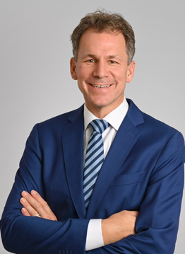 Dr. Carsten Stueer pic